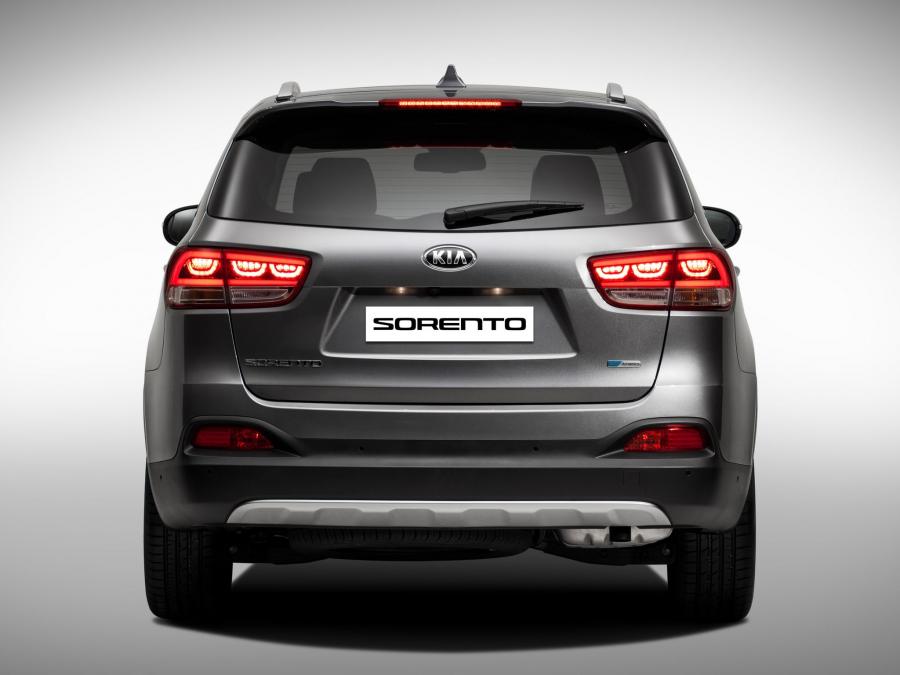  Kia Sorento EcoDynamics 2015 года  (фото 3 из 7)